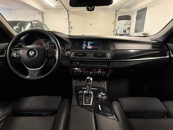 BMW 520d 19 of 25