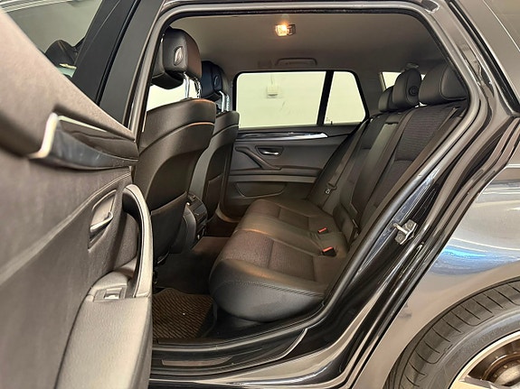 BMW 520d 15 of 25