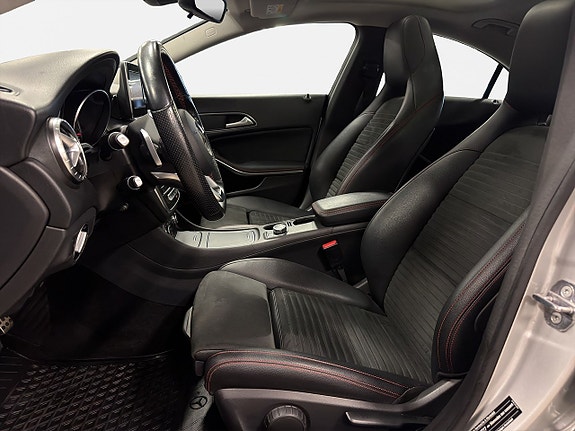 Mercedes-Benz CLA180 10 of 23