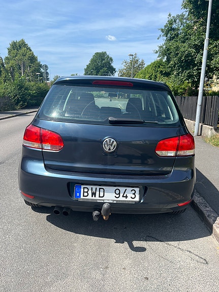 Volkswagen Golf VI 2 of 5