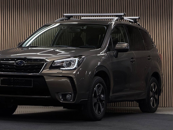 Subaru Forester 2 of 5