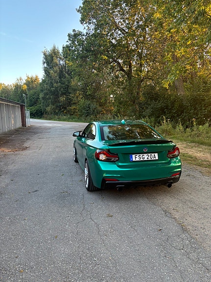 BMW M235i 7 of 9