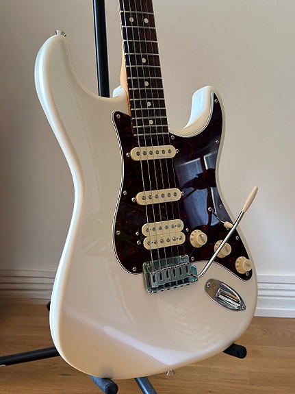 Fender Player II Modified Stratocaster HSS – Olympic Pearl