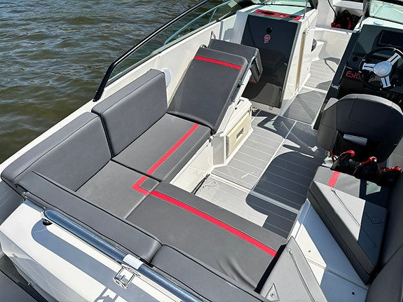 Sting 610 BR 150 hk Evinrude E-Tec G2 4 of 10