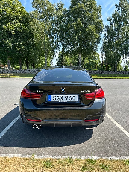 BMW 430i 4 of 5