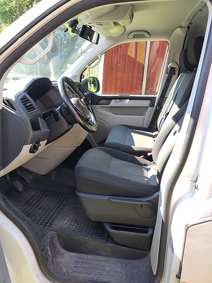 Volkswagen Transporter 3 of 5