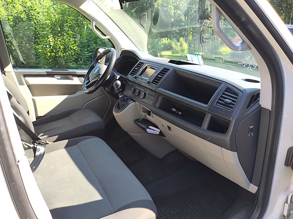 Volkswagen Transporter 4 of 5