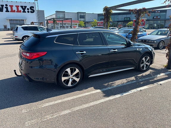 Kia Optima 2 of 5