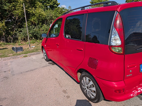 Toyota Yaris Verso 7 of 17