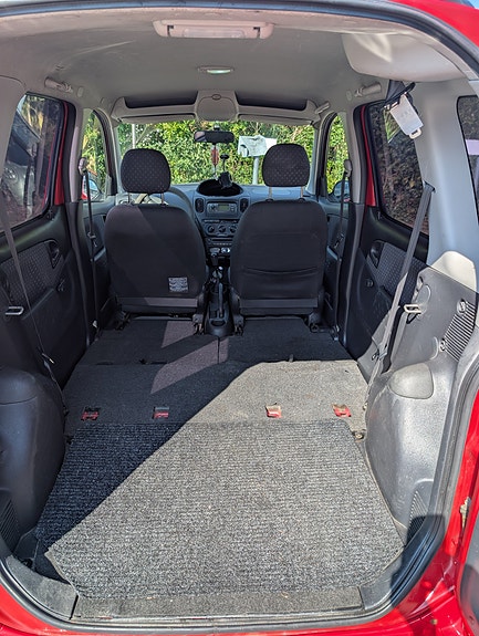 Toyota Yaris Verso 17 of 17