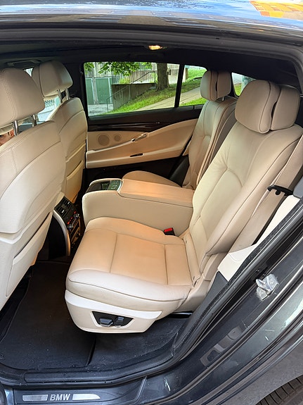 BMW 530d 6 of 7