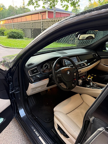BMW 530d 5 of 5