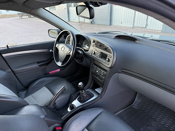 Saab 9-3 12 of 20