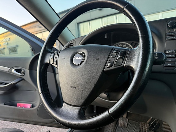 Saab 9-3 16 of 20