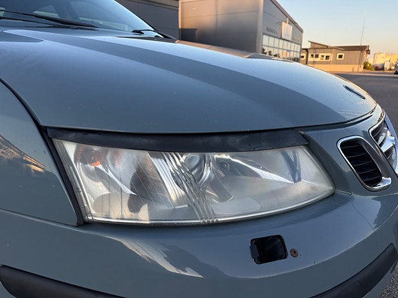 Saab 9-3 4 of 5