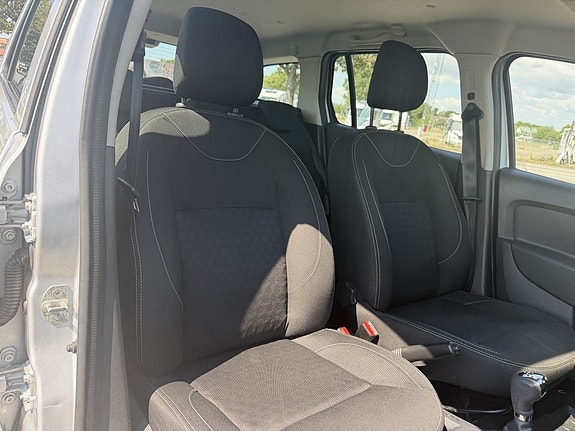Dacia Logan 10 of 12