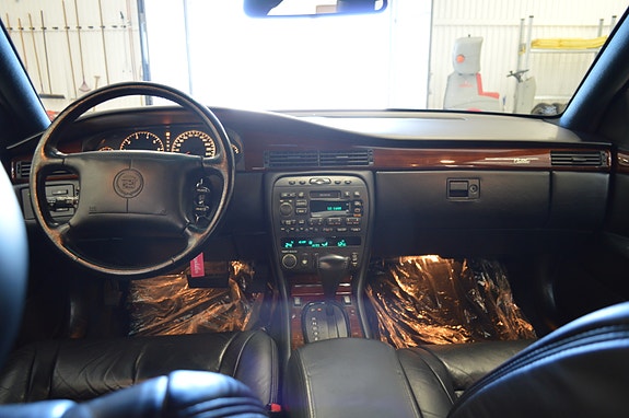 Cadillac Seville 7 of 12