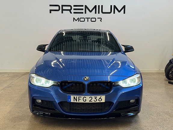 BMW 320d 3 of 5