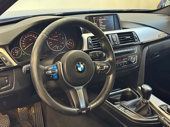 BMW 320d 12 of 15