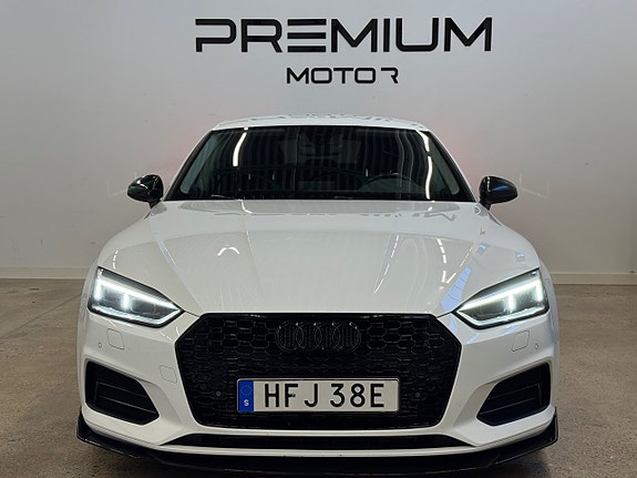 Audi A5 3 of 17