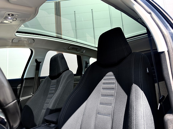 Peugeot 308 SW 6 of 6