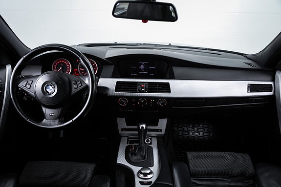 BMW 525 18 of 24