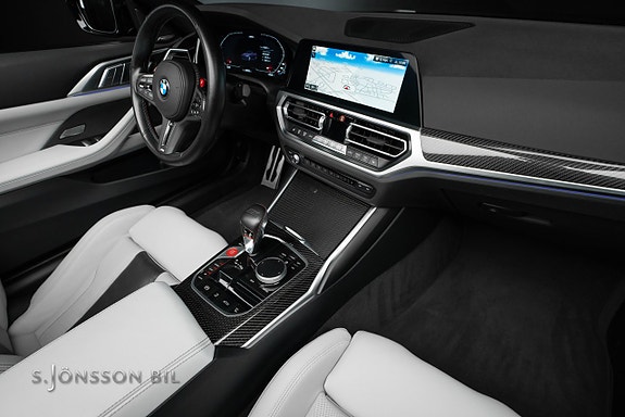BMW M4 10 of 30
