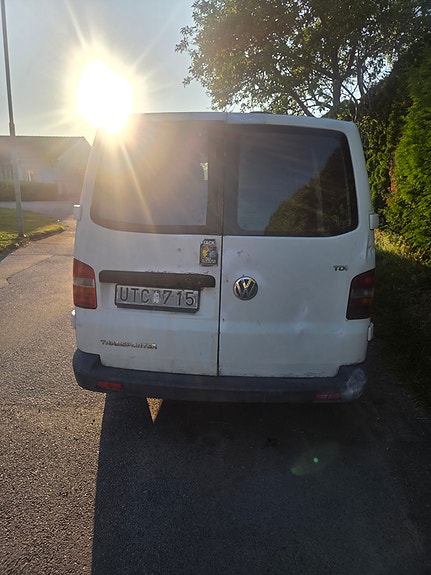 Volkswagen Transporter 2 of 5