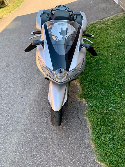 Triumph SPRINT GT 7 of 12