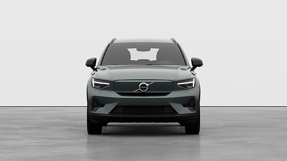 Volvo EX40 2 of 5