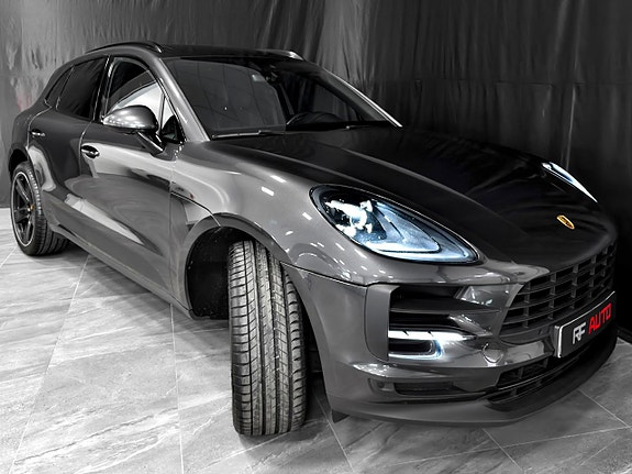 Porsche Macan S 5 of 5