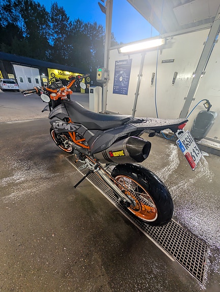 KTM KTM 690 SMC R ABS 4 of 4