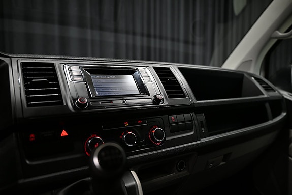 Volkswagen Transporter 24 of 28