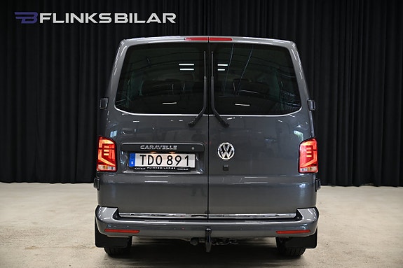 Volkswagen Caravelle 12 of 30