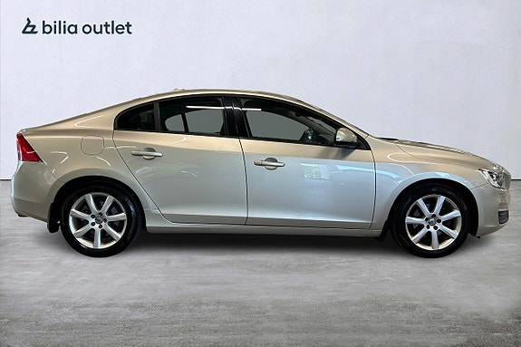 Volvo S60 5 of 5