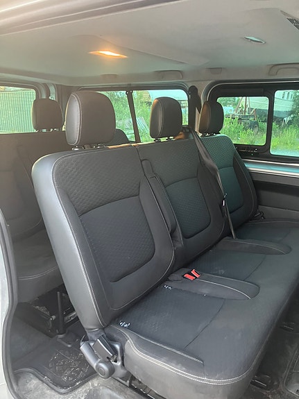 Opel Vivaro 6 of 6