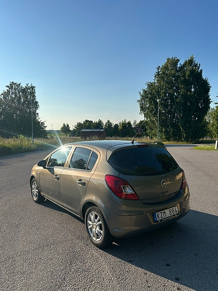 Opel Corsa 3 of 5