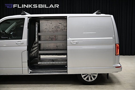 Volkswagen Transporter 6 of 30