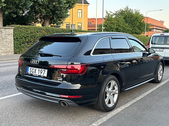 Audi A4 5 of 5