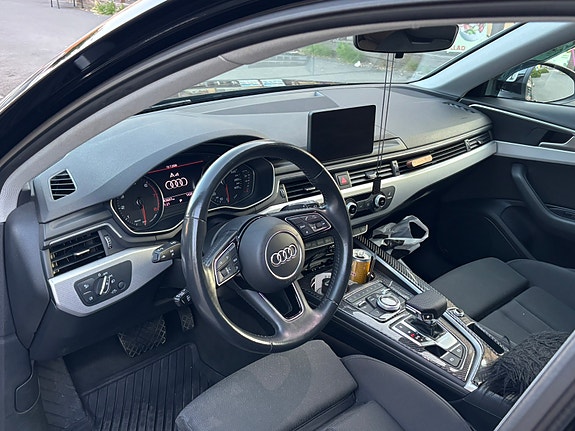 Audi A4 9 of 10