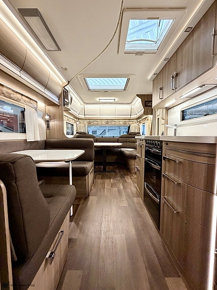 Kabe Royal 740 GXL KS 13 of 14