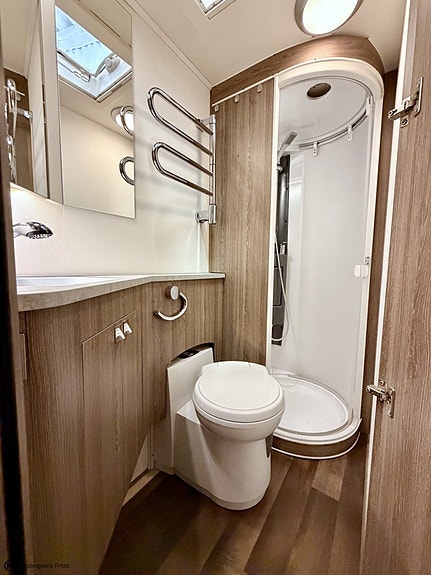 Kabe Royal 740 GXL KS 12 of 14