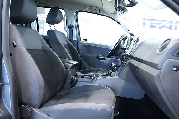 Volkswagen Amarok 8 of 14