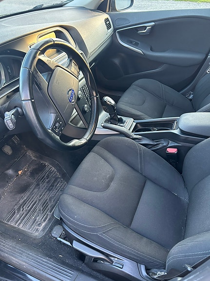 Volvo V40 4 of 4
