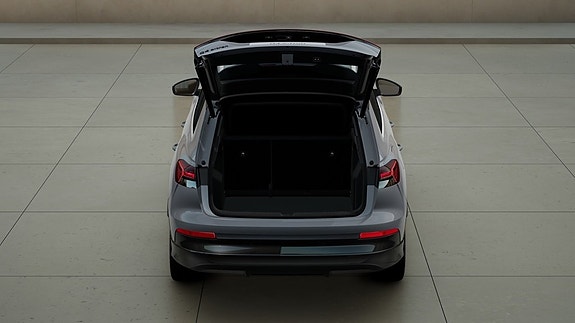 Audi Q4 e-tron 7 of 11