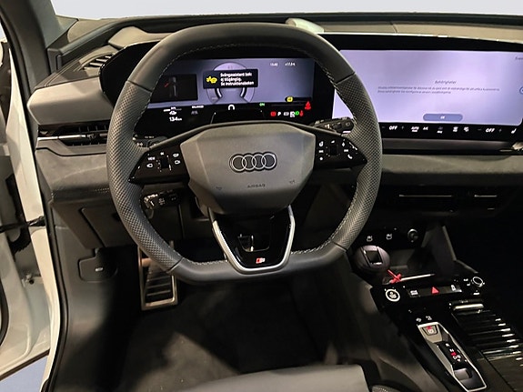 Audi Q6 e-tron 13 of 18