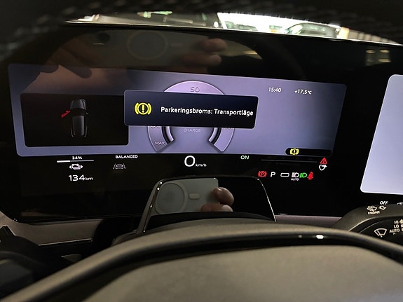 Audi Q6 e-tron 12 of 18