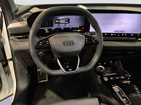 Audi Q6 e-tron 13 of 15