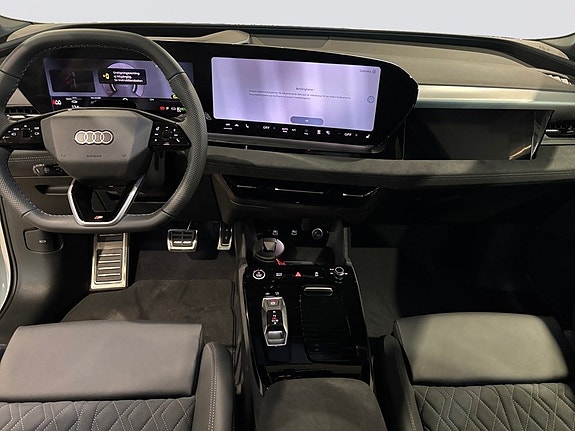 Audi Q6 e-tron 8 of 18