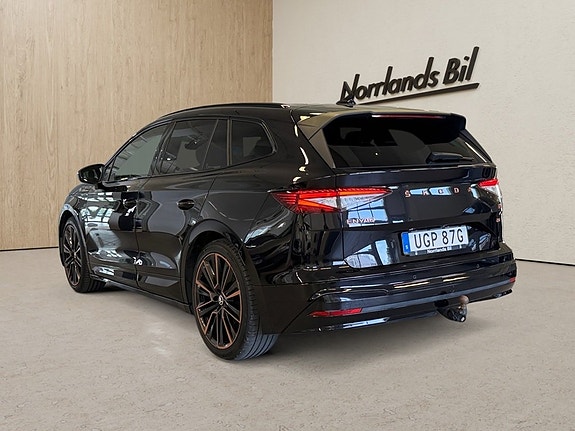 Skoda Enyaq 3 of 5